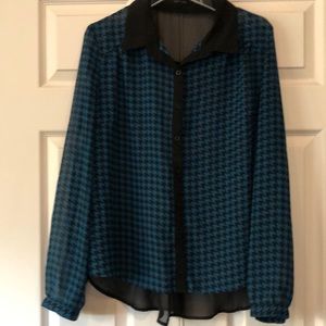 Sheer black/ turquoise houndstooth plaid button up